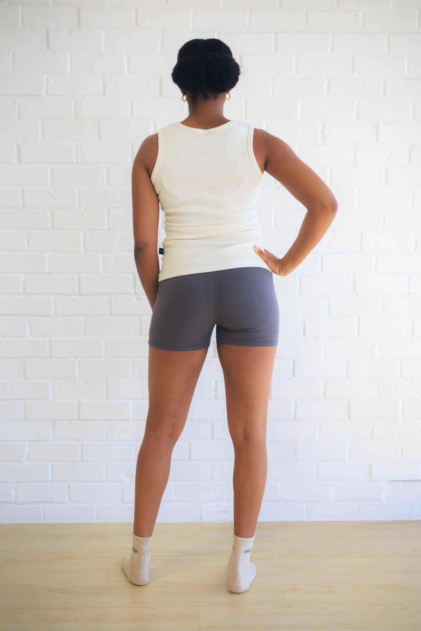 Women’s Hemp Yoga Shorts – Breathable Cotton Blend for Yoga & Everyday Wear