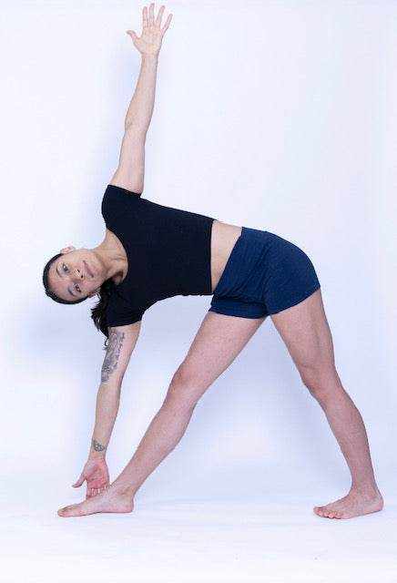 Pocket Hemp Shorts - Stylish Hemp Cotton Activewear for Women