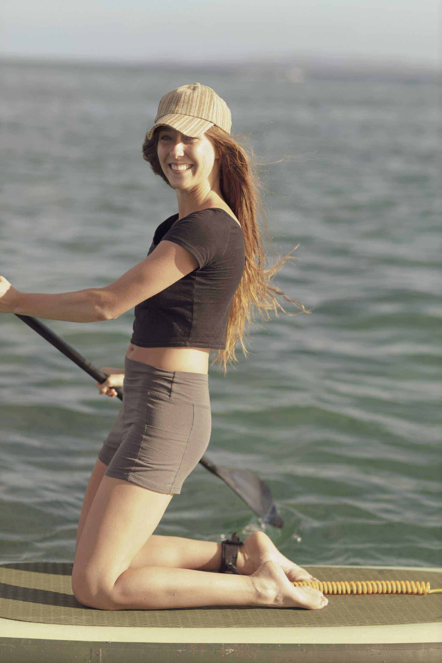 Pocket Hemp Shorts - Stylish Hemp Cotton Activewear for Women