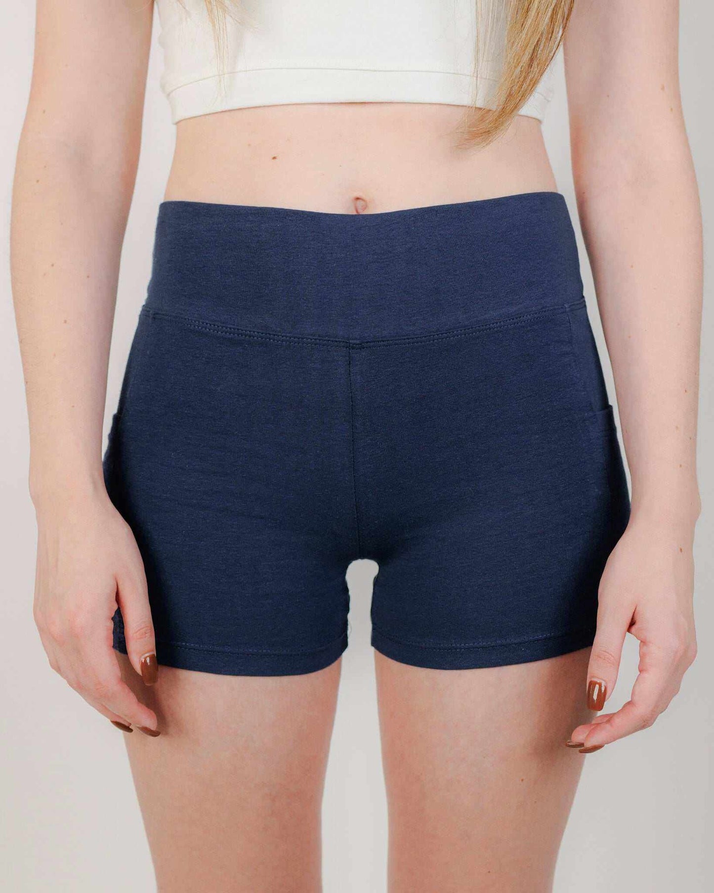Pocket Hemp Shorts - Stylish Hemp Cotton Activewear for Women