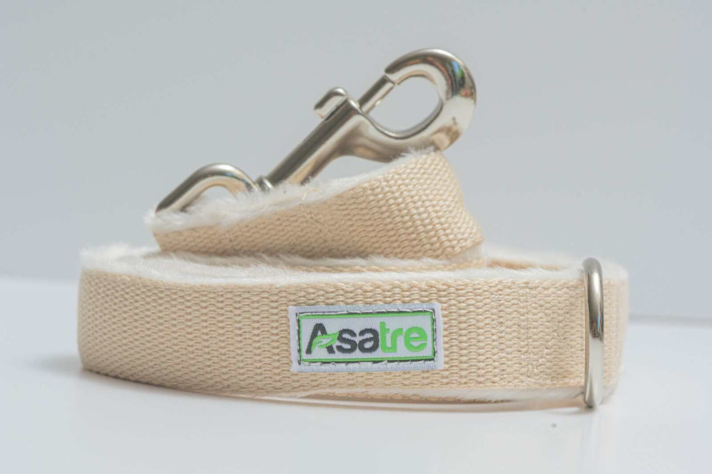Beige hemp dog leash with fleece lining and chrome D-ring by Asatre