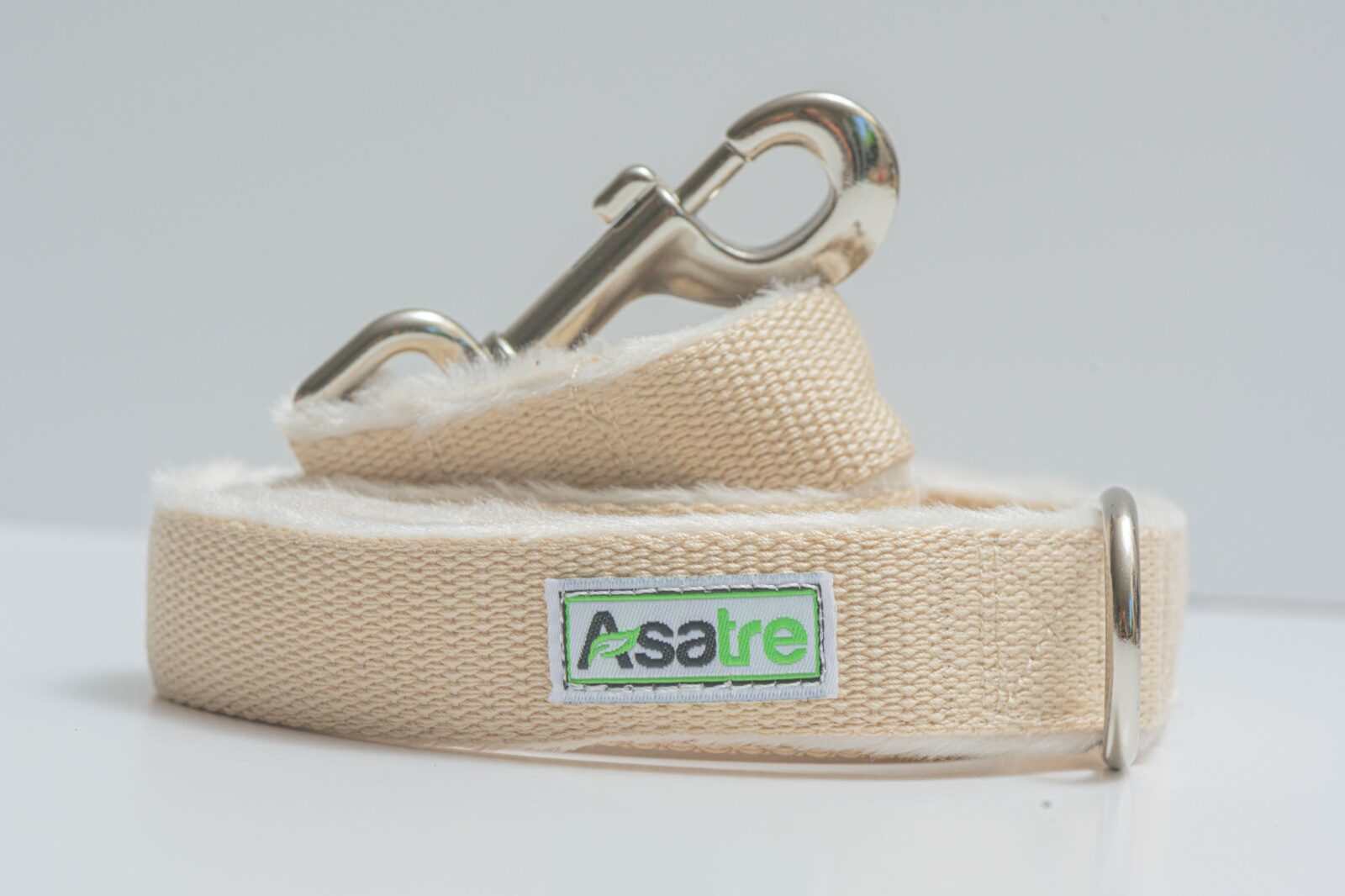 Beige hemp dog leash with fleece lining and chrome D-ring by Asatre