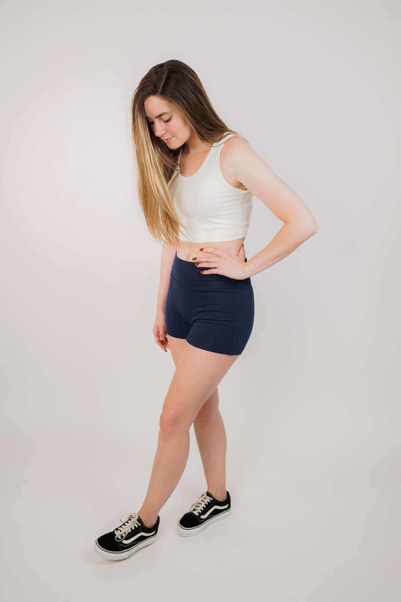Pocket Hemp Shorts - Stylish Hemp Cotton Activewear for Women