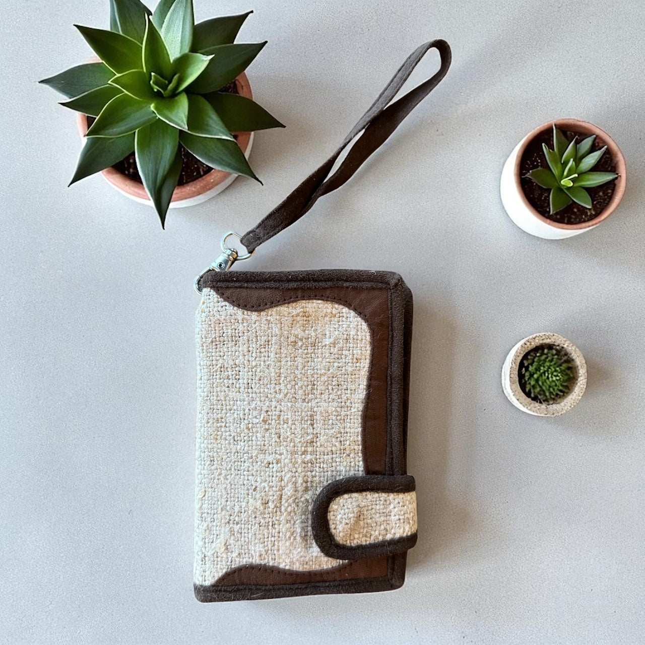 Women’s Hemp Natural Handmade Small Bi-Fold Wallet