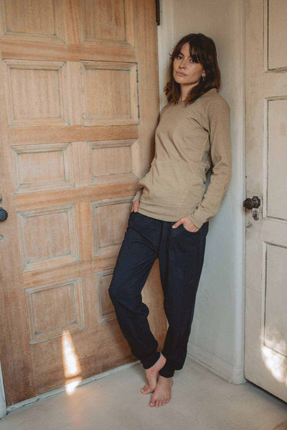 Hemp Sweatshirt Women in taupe, with long sleeves, a round neckline, and a relaxed plain knit design