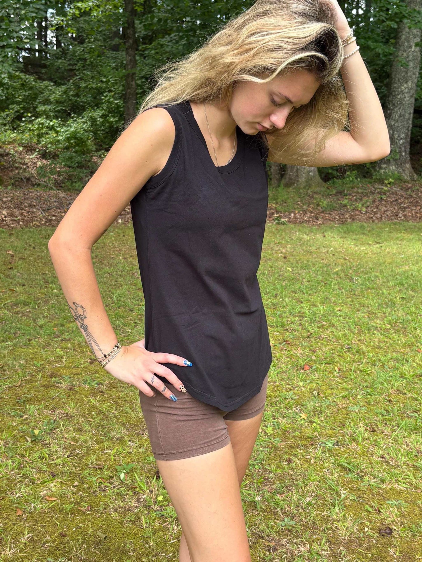 Women Casual Tank Top Hemp Organic Cotton Yoga Wear Breathable Natural Fiber Shirt Sustainable Summer Essential Eco Friendly Everyday Clothing Lightweight Minimalist Design Perfect Travel Wardrobe Staple Active Lifestyle Top Comfortable
