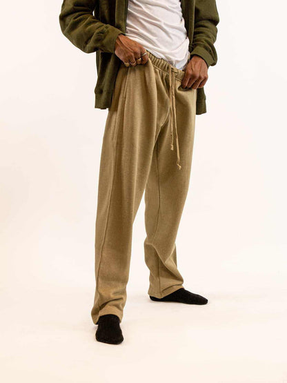 Hemp Sweatpants in taupe fleece with a relaxed straight-leg fit, elastic waistband, drawstring and side pockets
