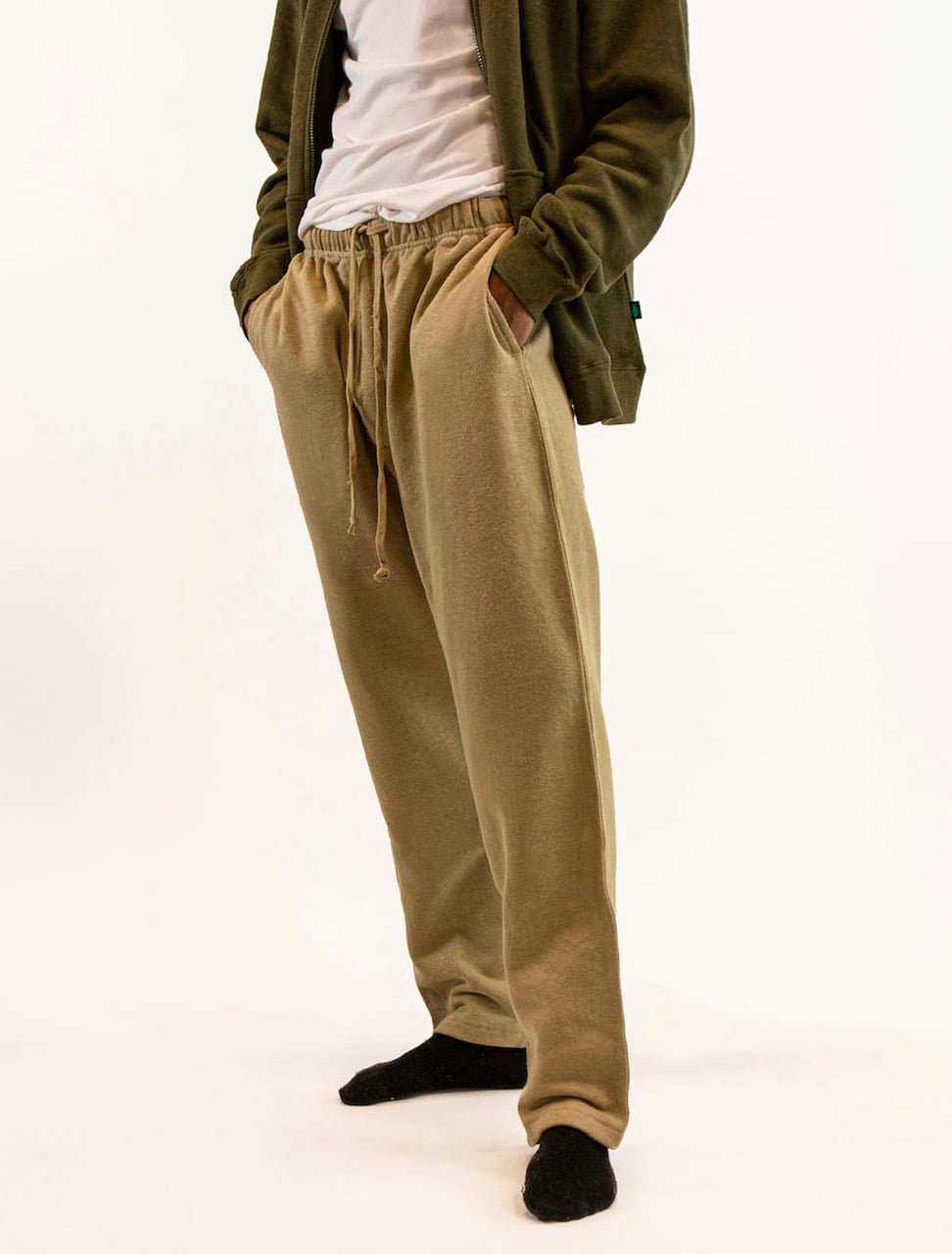 Hemp Sweatpants in taupe fleece with a relaxed straight-leg fit, elastic drawstring waist and soft brushed texture